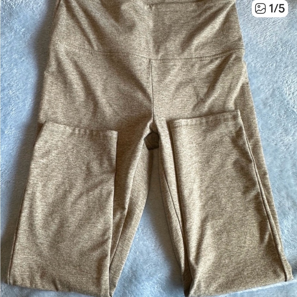🩶 Zobha Size M Gray Wide Waistband Capri Leggings Yoga Athleisure